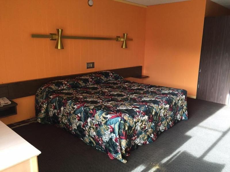 Sunset Inn Manning - photo 16