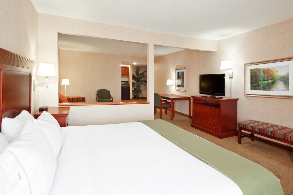 Holiday Inn Express Wilmington by IHG - photo 6