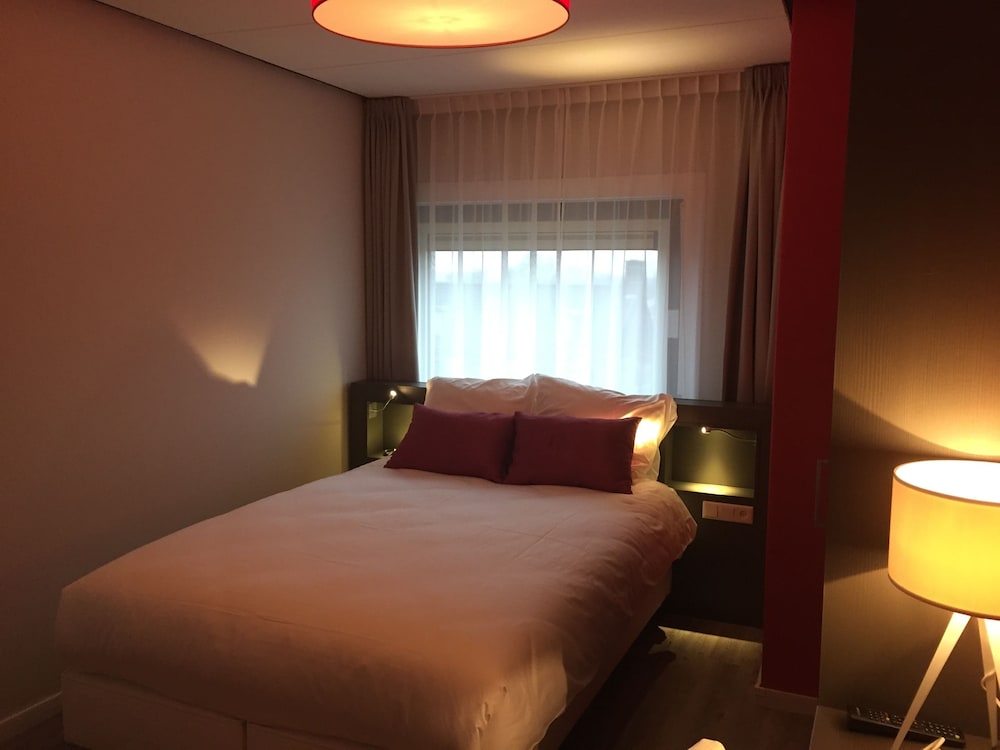 Logis Hotel Het Wapen Van Elst — Elst — photo 4
