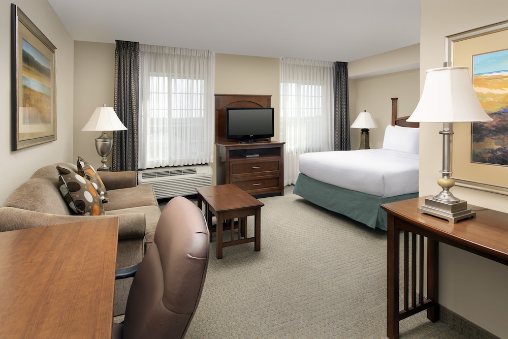 Staybridge Suites North Brunswick by IHG - photo 7