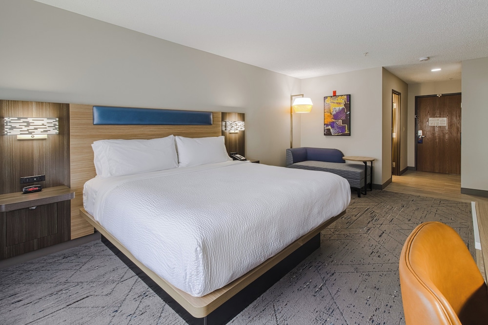 Holiday Inn Express Hartford Newington by IHG - photo 7