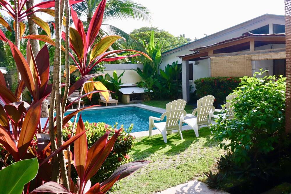 Maoritsio Garden studios — 4-Star Luxury Hotel in Bejuco, Costa Rica