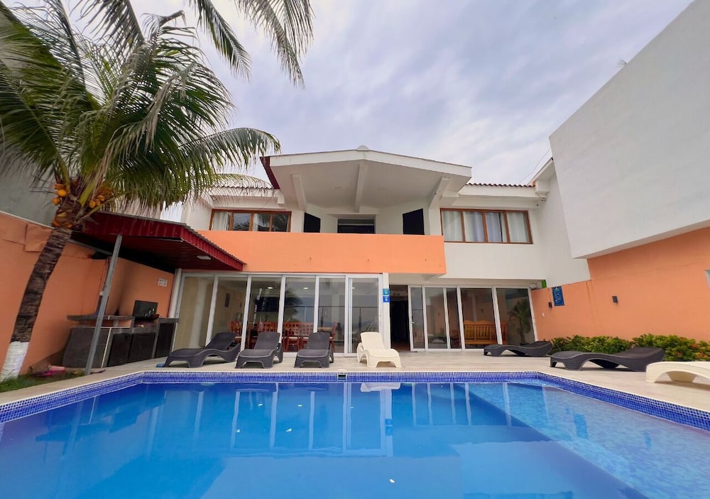 Quinta del Carmen in La Libertad, El Salvador