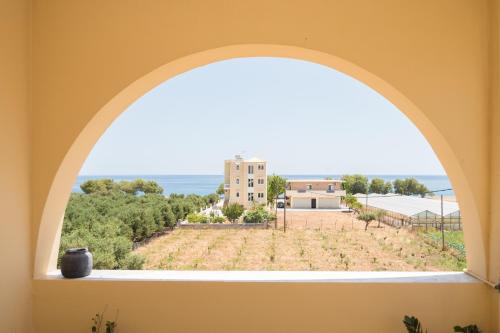 Eden of grameno Luxury sea view apartment — 4-Star Luxury Hotel in Palaiochora, Greece