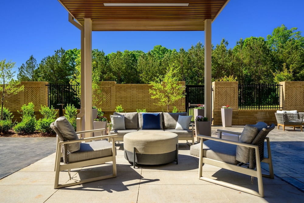 Courtyard by Marriott Raleigh Cary Crossroads - photo 33