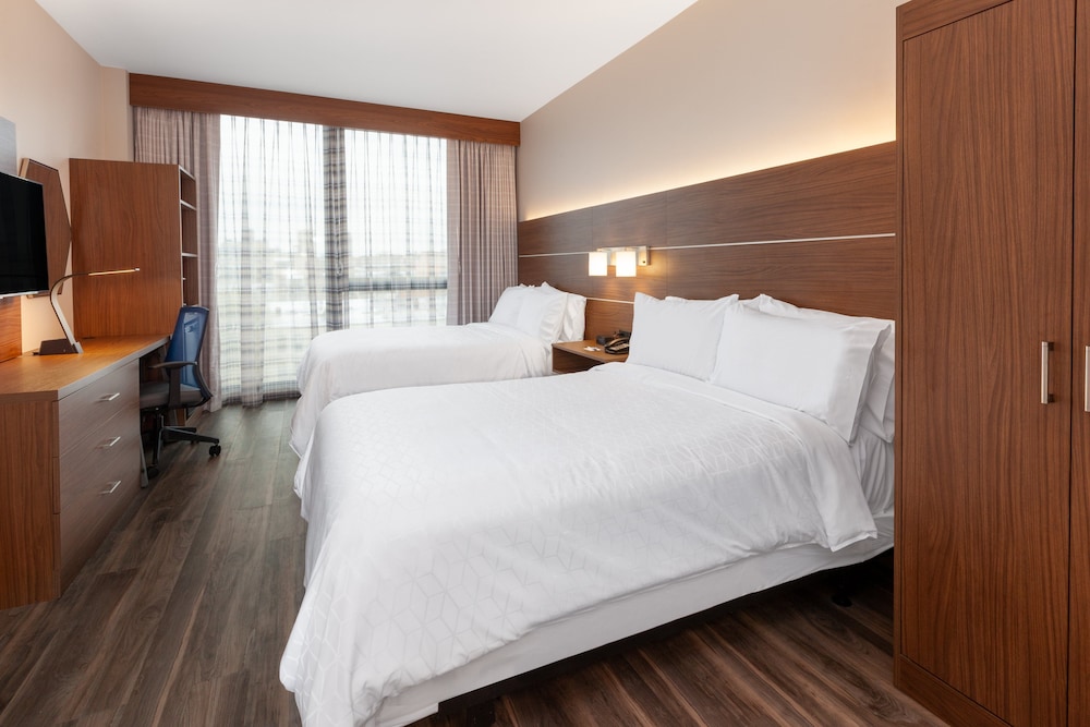 Holiday Inn Express NYC Brooklyn Sunset Park by IHG - photo 8
