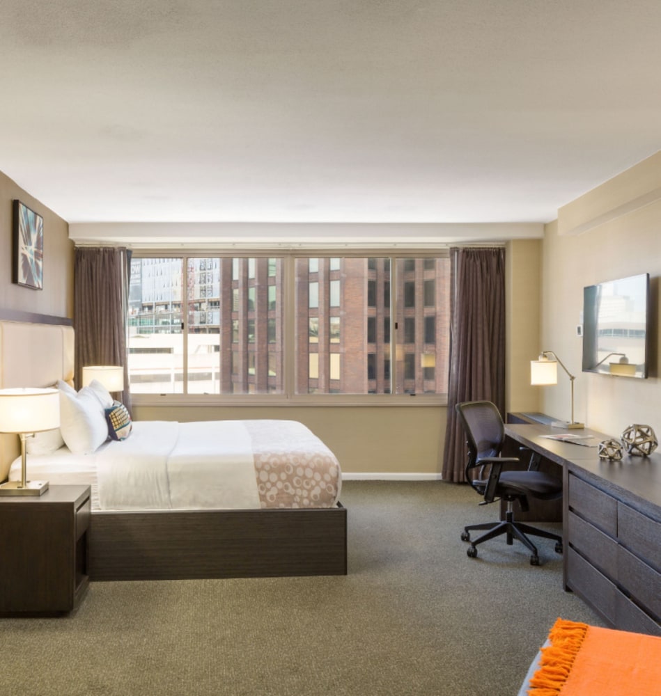 The Windsor Suites - photo 23