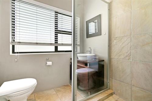 On 8th Green Worthing Villa — 4-Star Luxury Hotel in Cape Town, South Africa