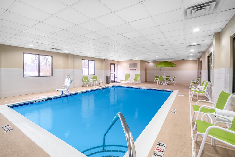Holiday Inn Express & Suites Ashland by IHG - photo 18