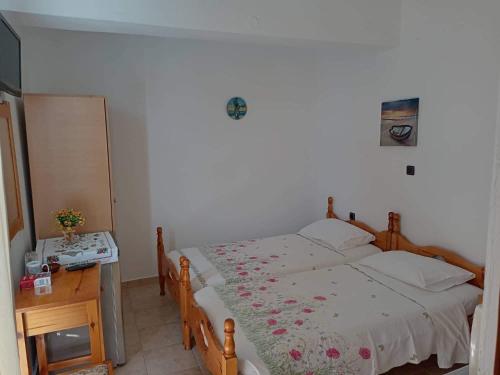 Zografos 2 in Archangelos, Greece