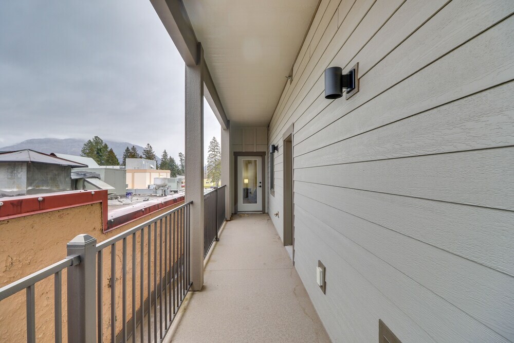 Downtown Columbia Falls Condo: 16 Mi to Ski Resort - photo 9