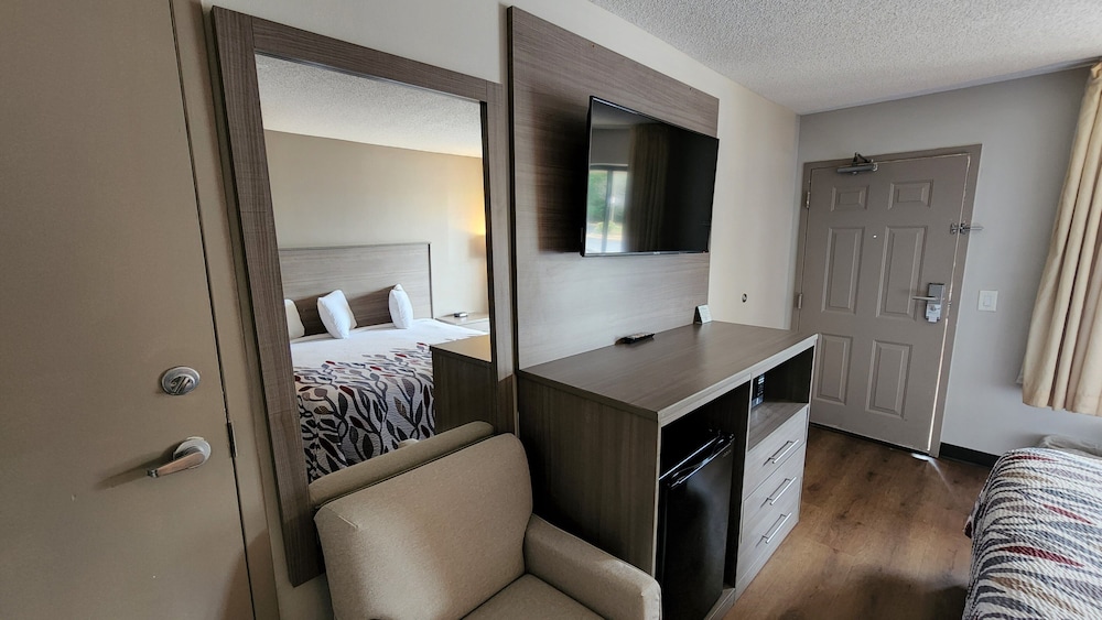 Red Roof Inn Perry - photo 10