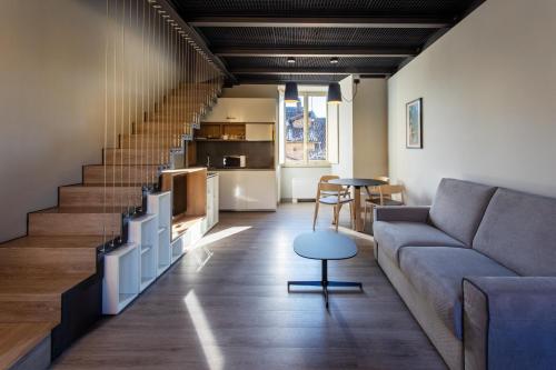 Palazzo Le Poste Suite and Apartments — 4-Star Luxury Hotel in Parma, Italy