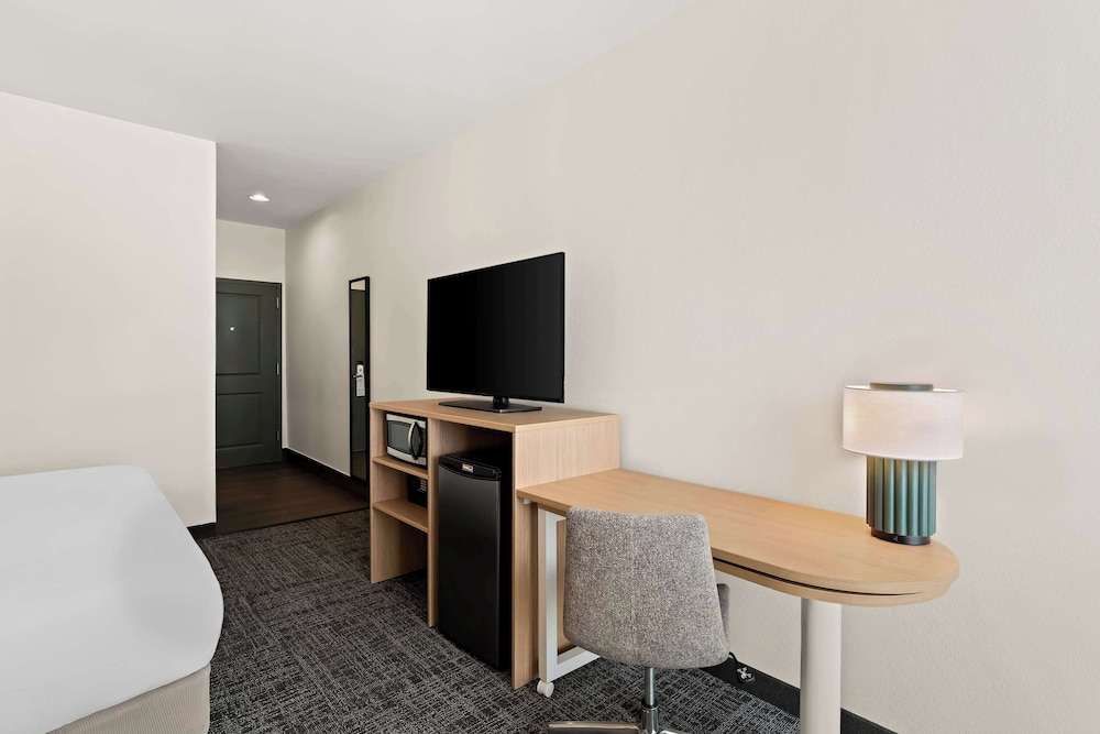 Spark by Hilton Little Rock West - photo 8