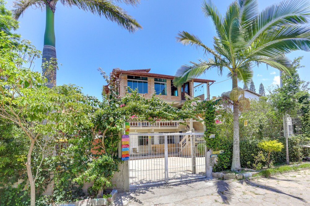 Pousada Casa Da Maria - last minute hotel in Florianopolis