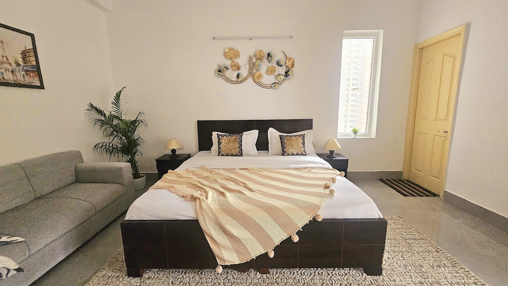 Lux Studio Epic Stay — Gurgaon — photo 3