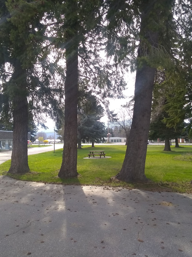 Kootenai Valley Motel - photo 82