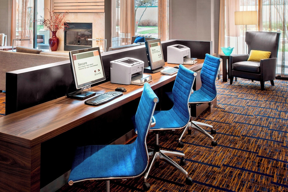 Courtyard by Marriott Parsippany - photo 20