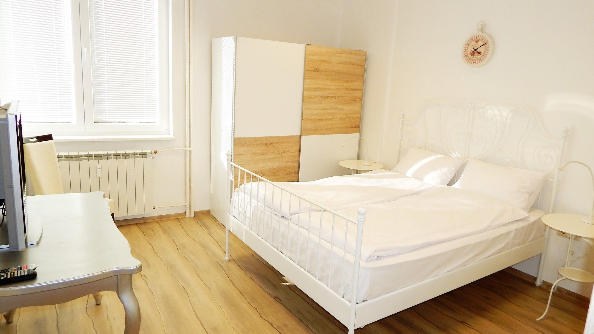 City Center Spacious 2BR near Vitosha Blvd — 4-Star Luxury Hotel in Sofia, Bulgaria