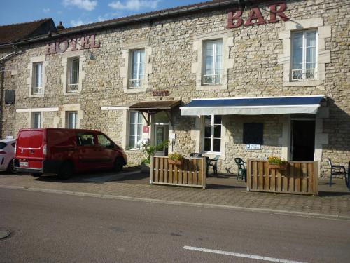 Hotel Neptune — hotel in Montbard
