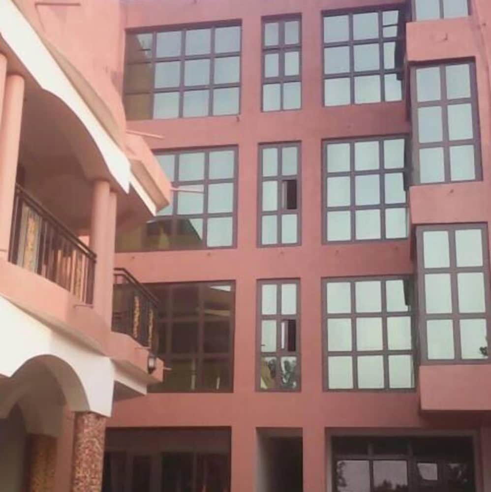 Leisure Park International Hotel in Mbarara, Republic of Uganda