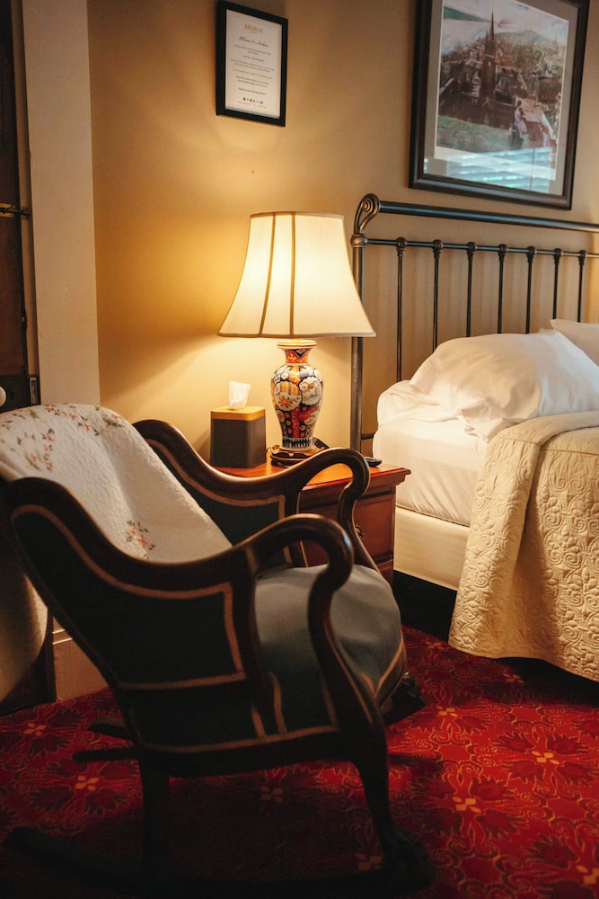 Anchuca Historic Mansion & Inn - photo 44