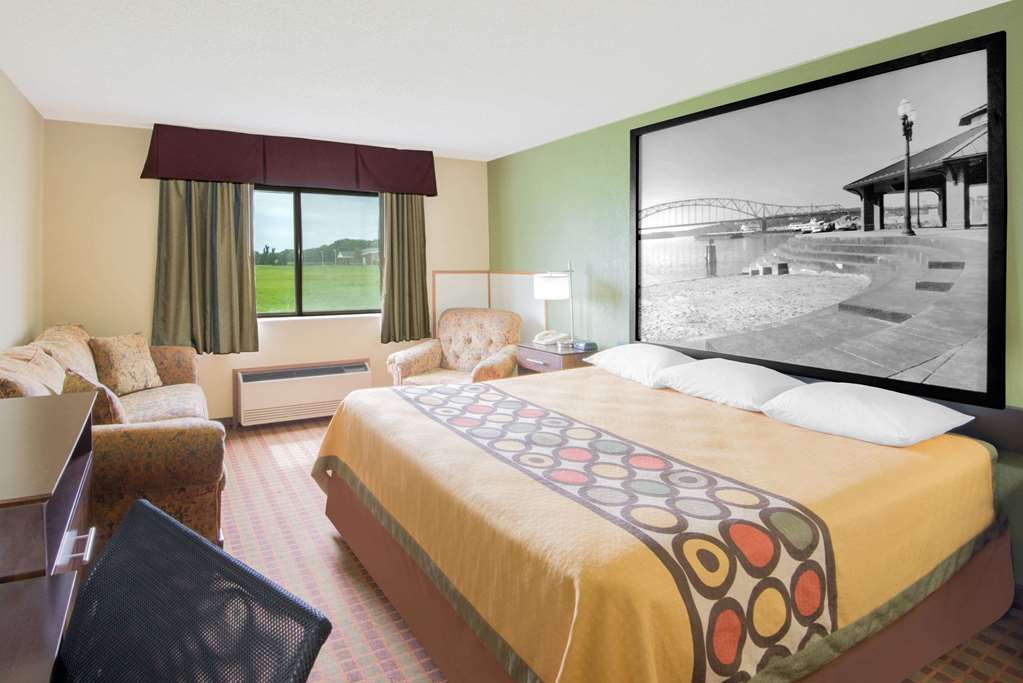 Super 8 by Wyndham Story City - photo 12