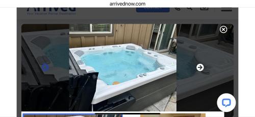 West Bend Bike and Ski Getaway — 4-Star Luxury Hotel in Bend, United States