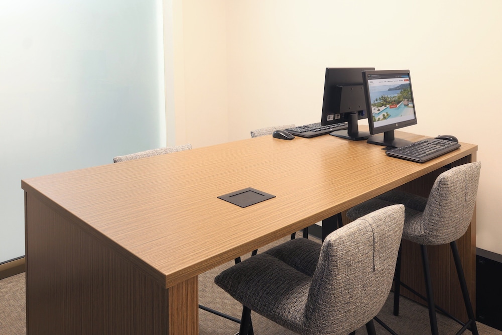 Holiday Inn Hotel & Suites Medica Sur by IHG