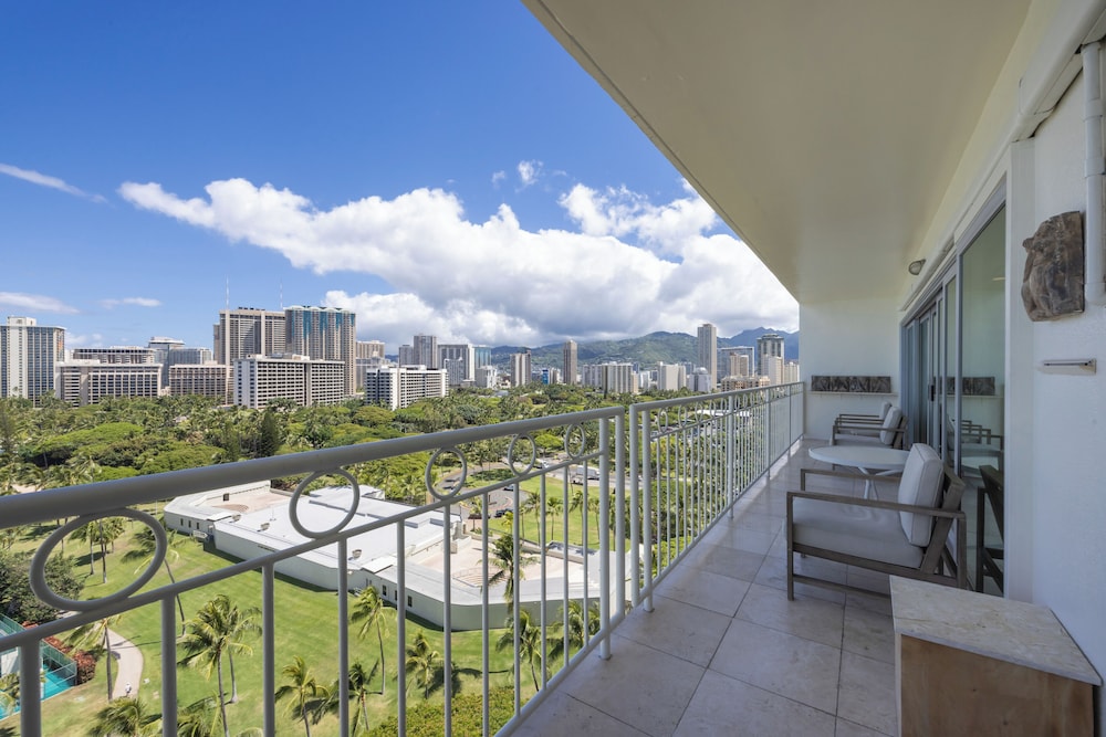Waikiki Shore By Outrigger - photo 118