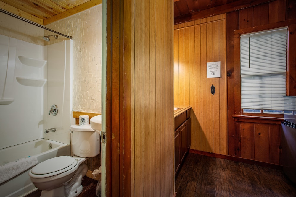 Birchcliff Resort - photo 109