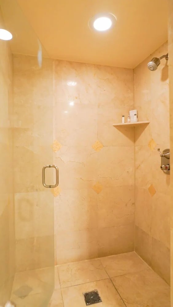 Private Residences at the Atlantic Resort and Spa - photo 56