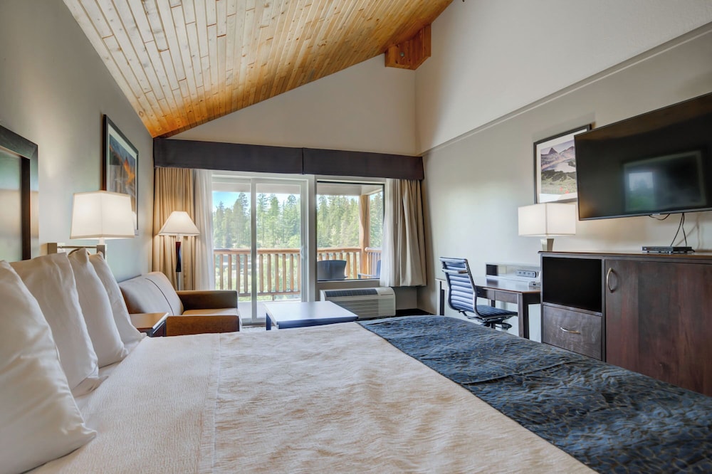 The Pine Lodge on Whitefish River - photo 14