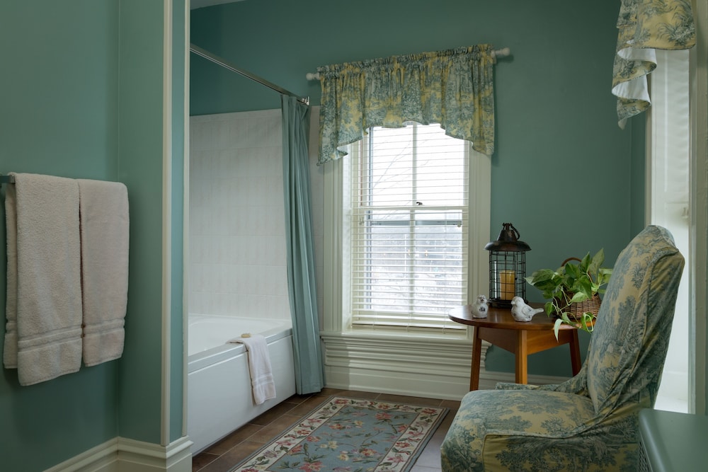 The Inn At Turkey Hill - photo 25