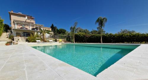 Villa Stella Cinese — 4-Star Luxury Hotel in Alcamo, Italy