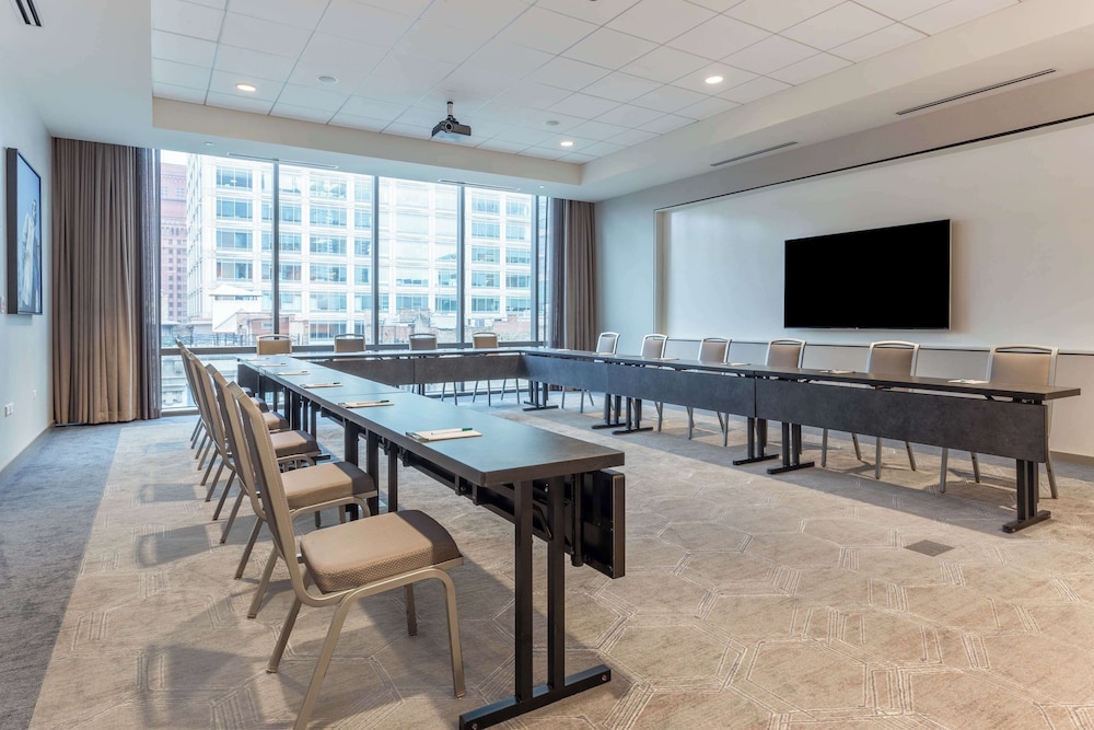 Hampton Inn Chicago West Loop Fulton Market Area - photo 43