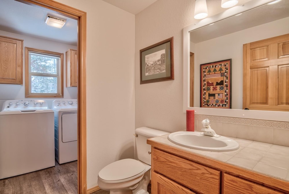 Lassen Unit 3 — 4-Star Luxury Hotel in Sunriver, United States