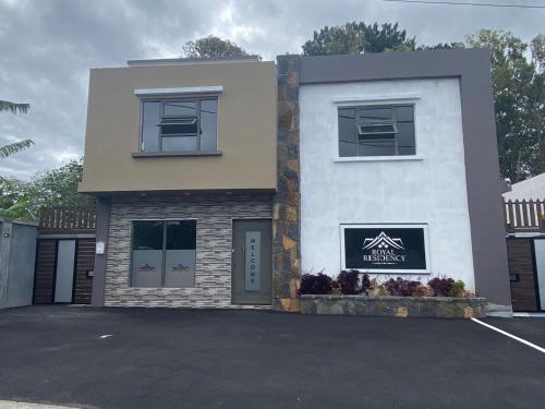 Royal Residency — hotel in Plaine Magnien