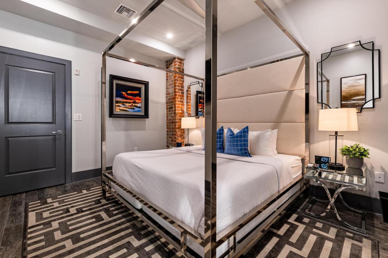 The St. Louis - last minute hotel in Unknown City