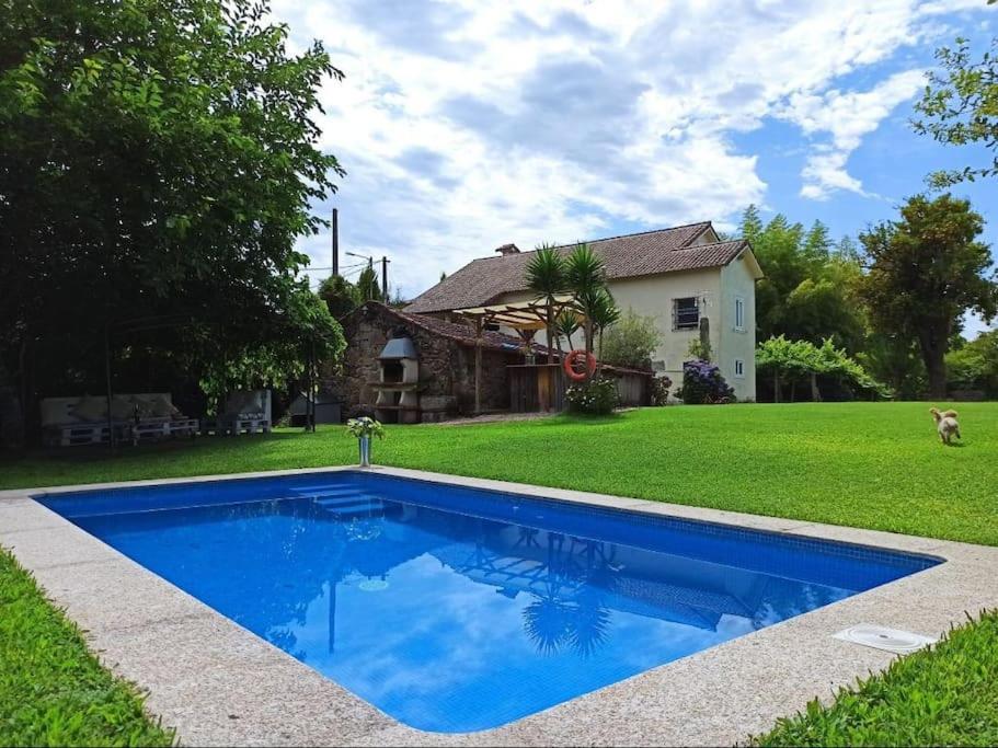 A Vina de Lina. Turismo Rural Con Piscina Y Finca. — 4-Star Luxury Hotel in Pontevedra, Spain