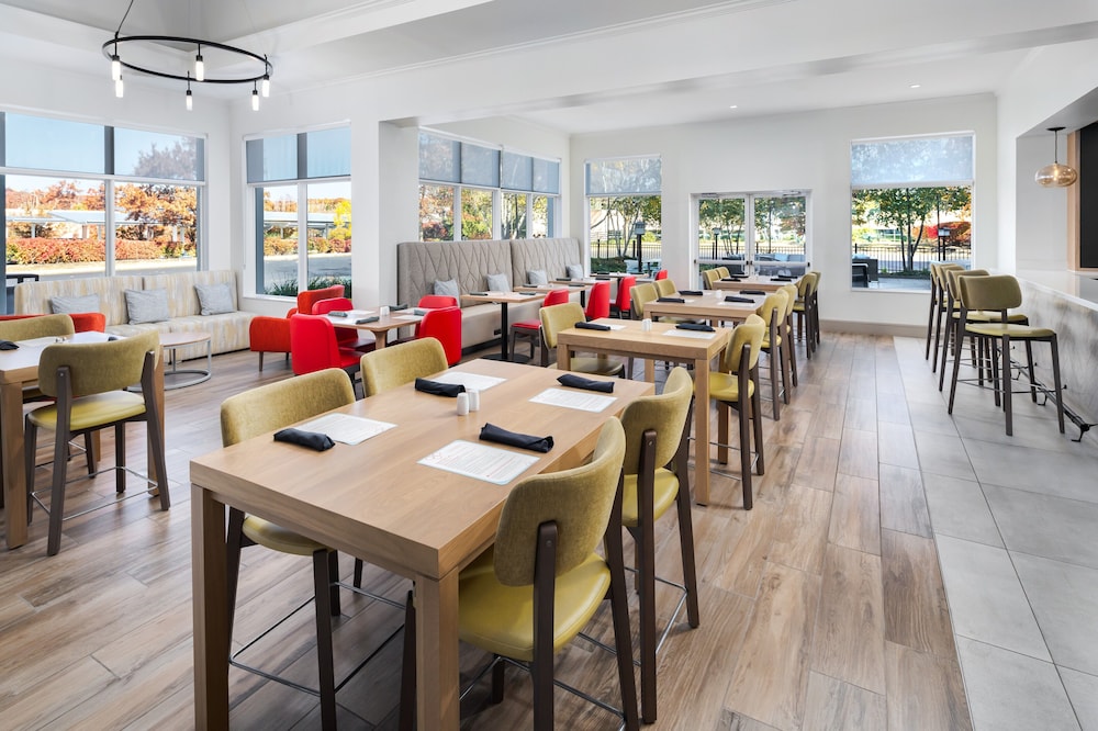 Hilton Garden Inn Rockaway - photo 22
