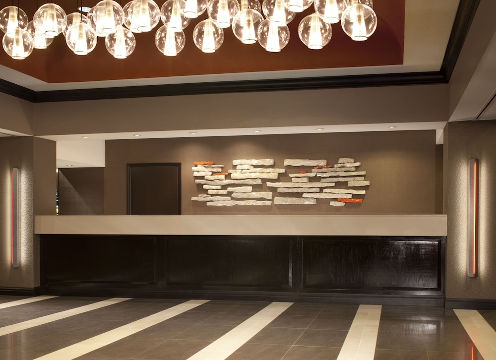 Embassy Suites by Hilton Austin Arboretum - photo 6