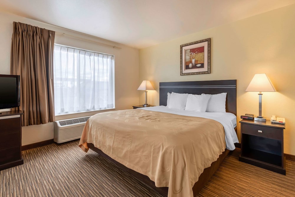 Quality Inn & Suites Limon - photo 18