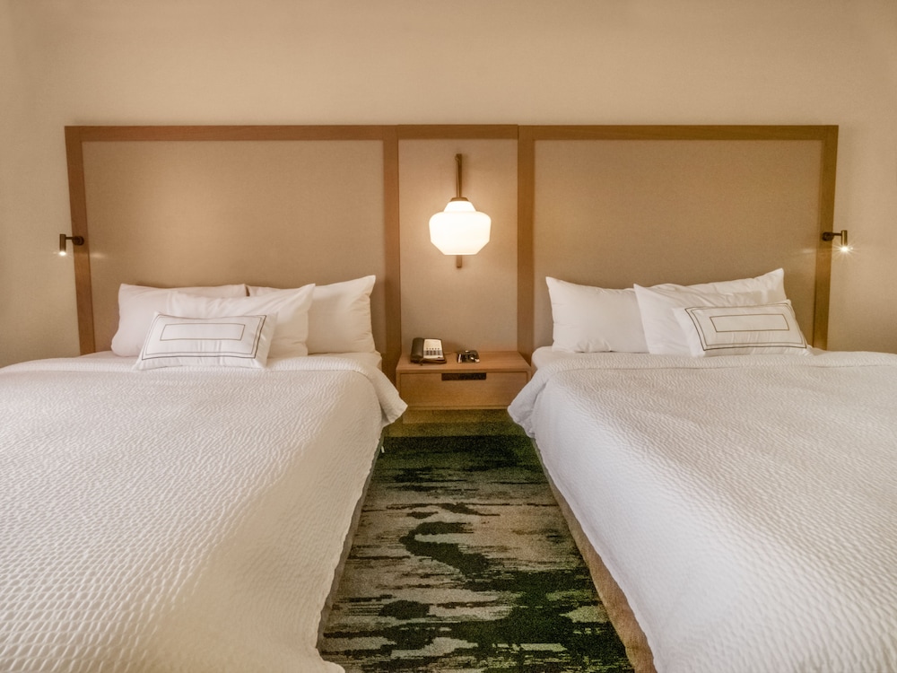 Fairfield Inn & Suites by Marriott Hazleton - photo 12