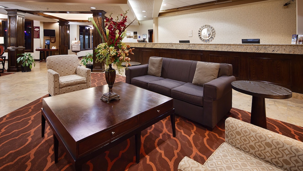 SureStay Plus Hotel by Best Western Lehigh Valley - photo 2