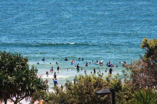 Pacific Towers Unit 4 19 Ormonde Tce Kings Beach — Caloundra