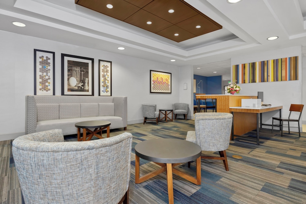 Holiday Inn Express Hotel & Suites West Coxsackie by IHG - photo 29