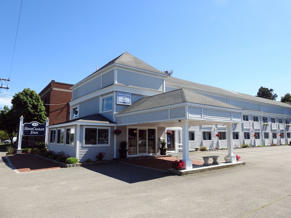 SeaCoast Inn - carbon neutral hotel in Hyannis