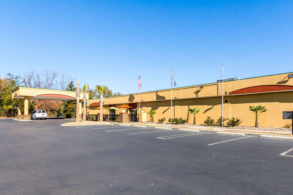 Clarion Inn Columbia Airport - photo 4