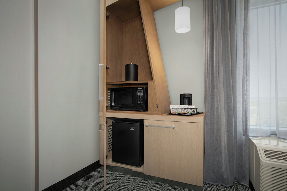 Courtyard by Marriott Atlanta Kennesaw - photo 10